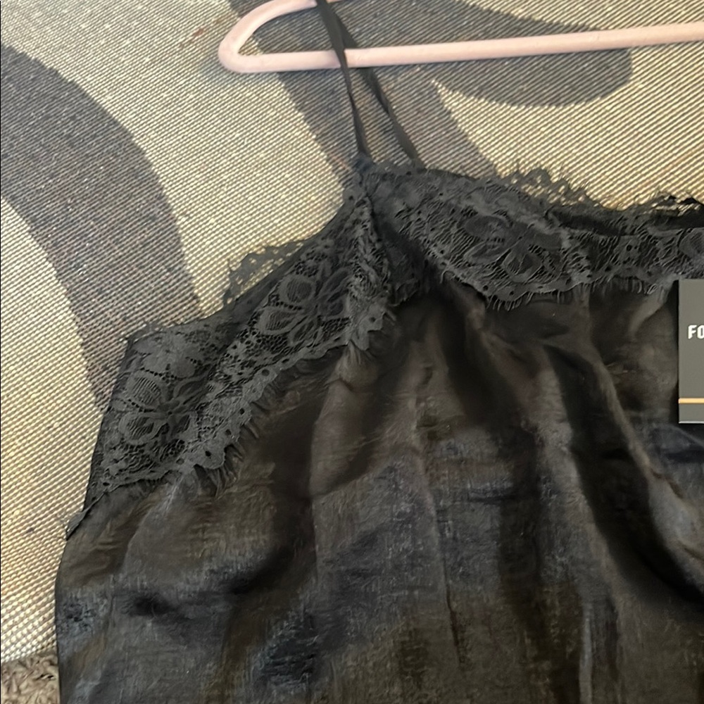 Forever 21 Black Satin Lace Cami - Picture 5 of 13